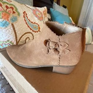 Jack Rogers, tan booties, good condition